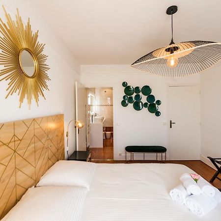 Suites Mana: Chic Downtown Rethel with Private Fitness Exterior photo