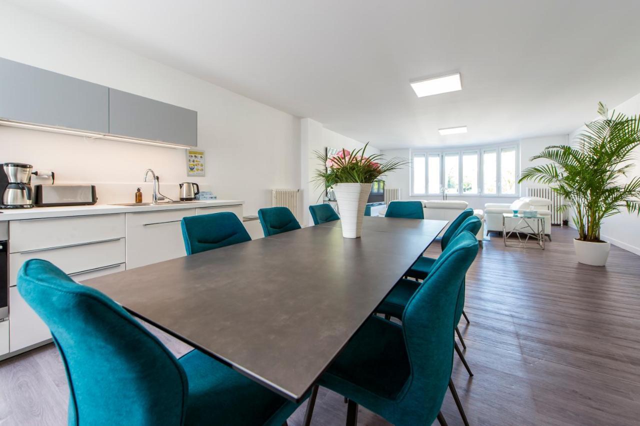 Suites Mana: Chic Downtown Rethel with Private Fitness Exterior photo